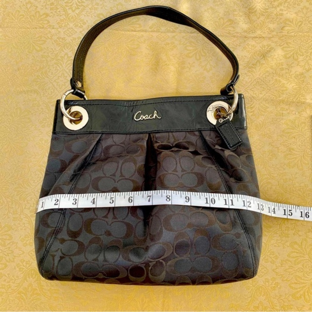 Women’s Coach Ashley Black Signature Purse - Picture 5 of 11